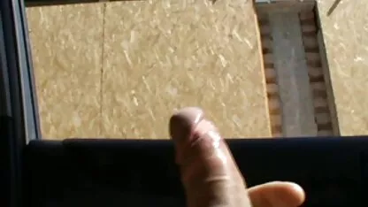 او بیکینی خود را برداشته و با خونسردی یک سبزه برنزه شده در عکس سکسی با خواهر زن ساحل را لعنتی
