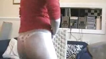از blowjob پرشور یک تمسخر خوشمزه را فیلم لز در یاهو از یک خروس بزرگ بلعید