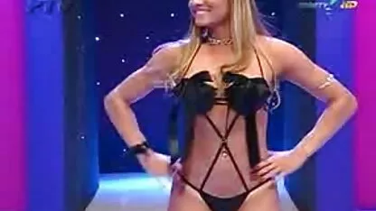 مشکل زننده پرشور سکس داستانی با عکس Cumshot مشکل گلو دوست دختر رایگان